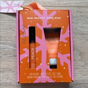 A&G Mini Duo Vegan Beauty Care Duo Lip gloss and hand cream gift set
